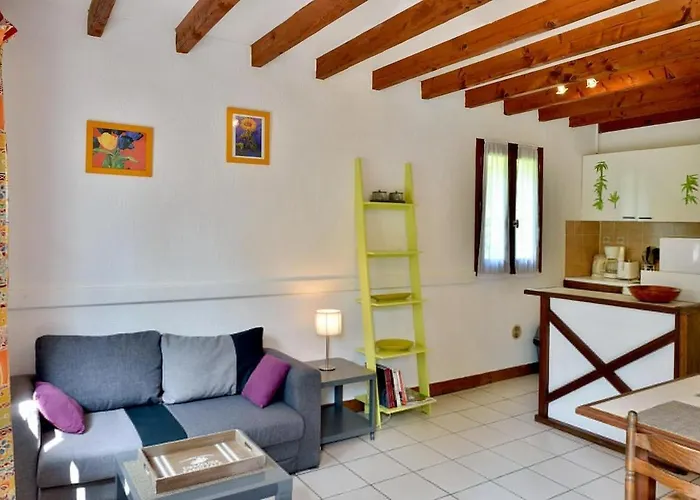 Bambou - Mas Du Ponteil بيت للعطل